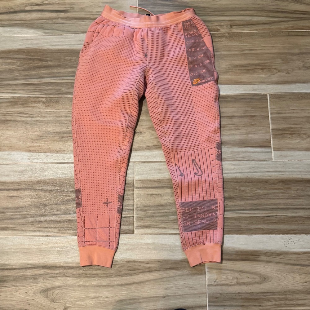 Nike Therma-FIT ADV Tech Pack Pants Mens Small Coral Pink DM5550-824 Joggers